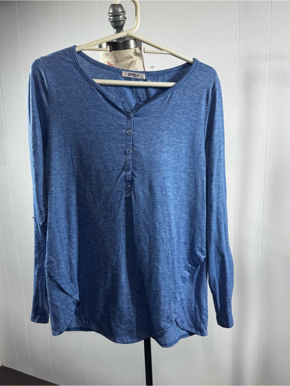 OMAJ Blue Long-Sleeve shirt, size L